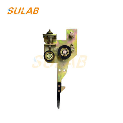 Fujitec Asansör Kapı Kilidi, Galvaniz Yüzeyli AC 250V/10A ve Yanal Gerilim ≥1000N Kat Kapı Kilidi Kancası MA630-05